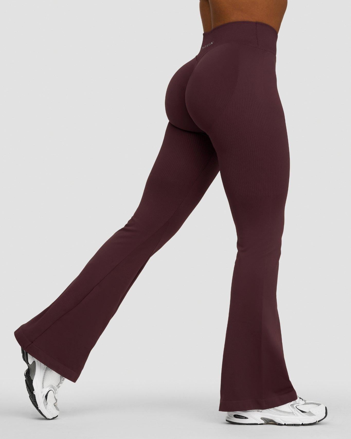 Elevate™ Sculpting Mid V-Waist Scrunch Flare | Dark Mauve