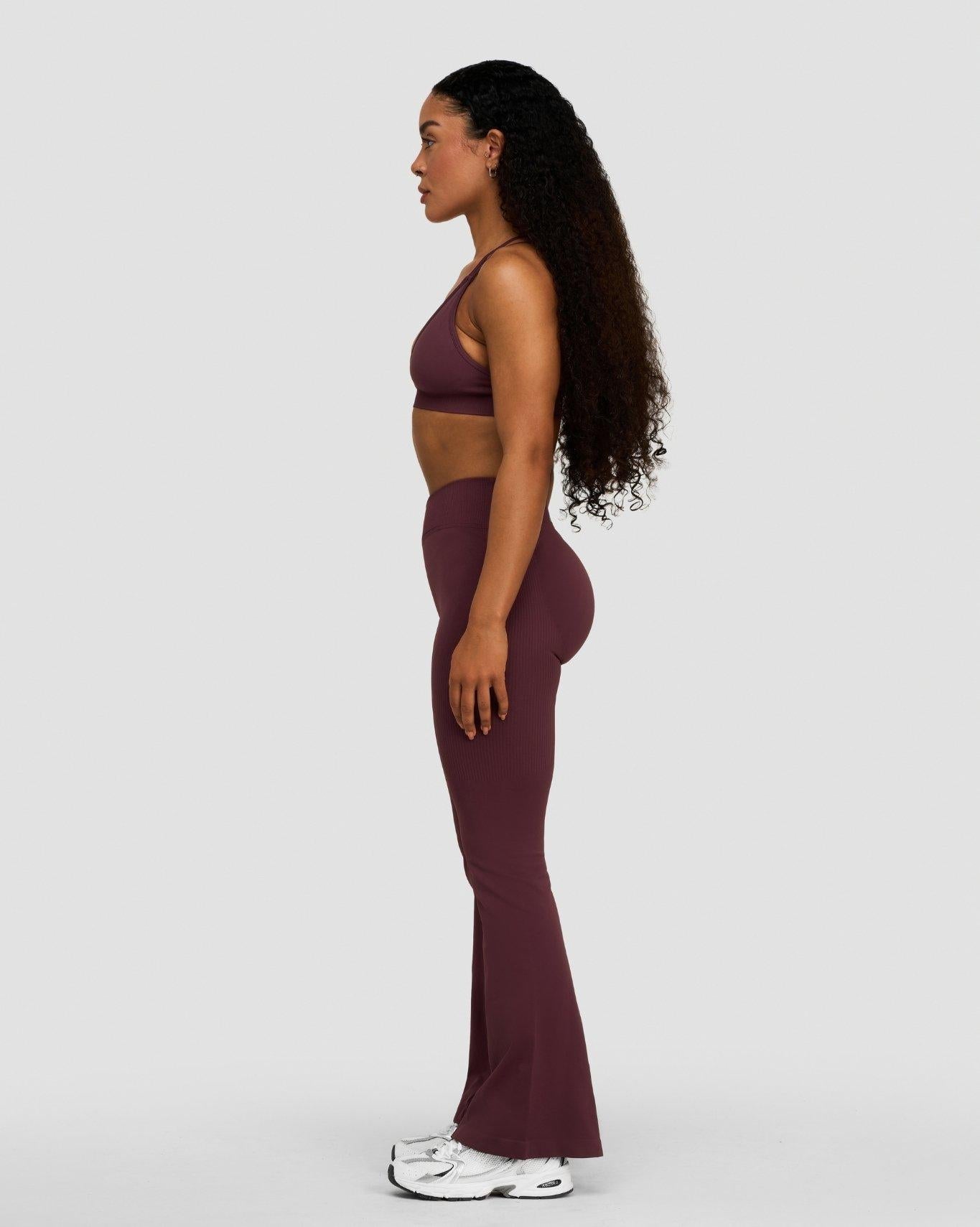Elevate™ Sculpting Mid V-Waist Scrunch Flare | Dark Mauve