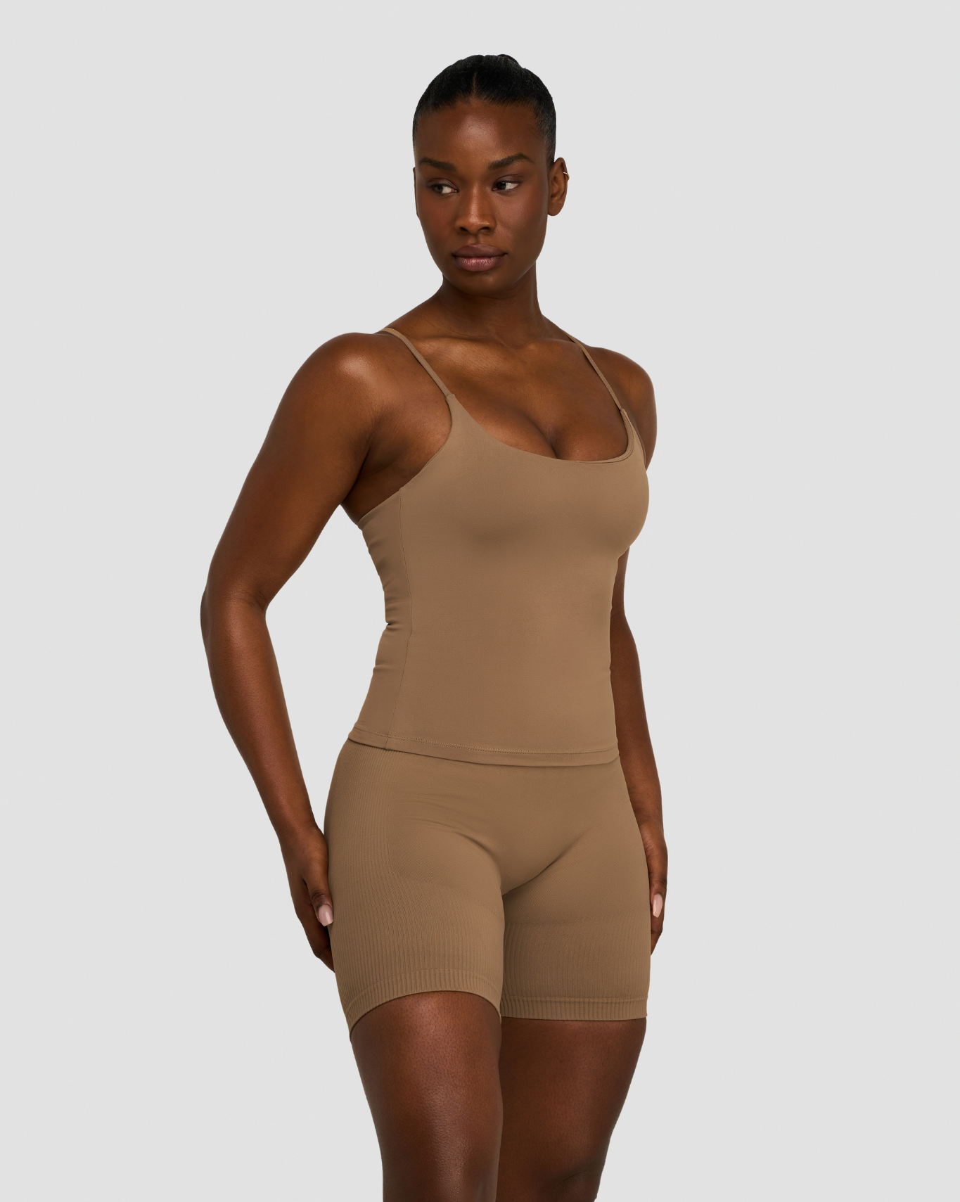 Caraco sans couture Sculpting Elevate™ à encolure dégagée | Caramel
