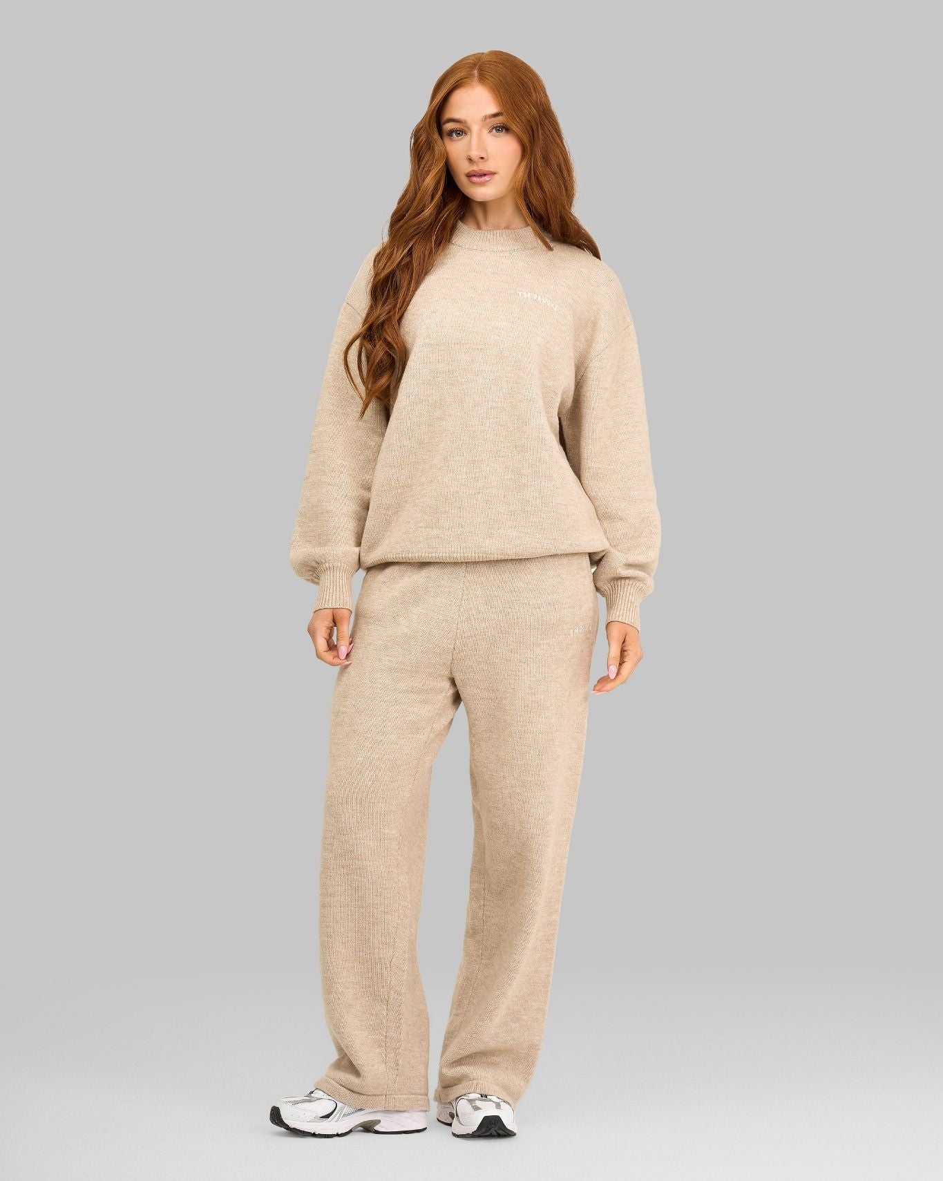 Ensemble 2 pièces pull et pantalon en maille essentielle | Avoine